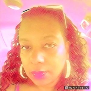 Meet your Posher, Janelle